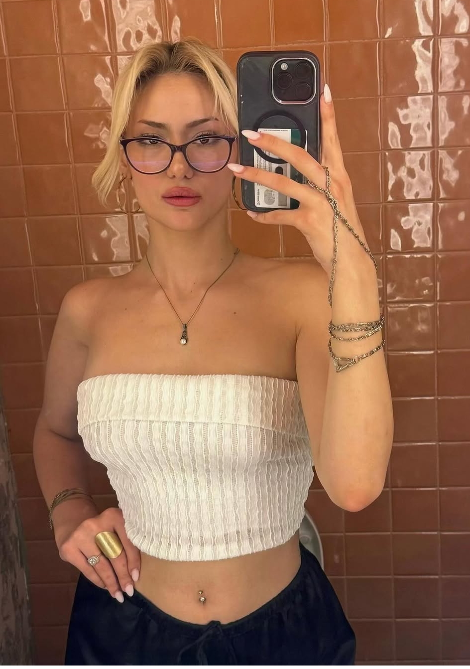 Sadıkbağı Zeki Kadın Escort Bayan Zümra