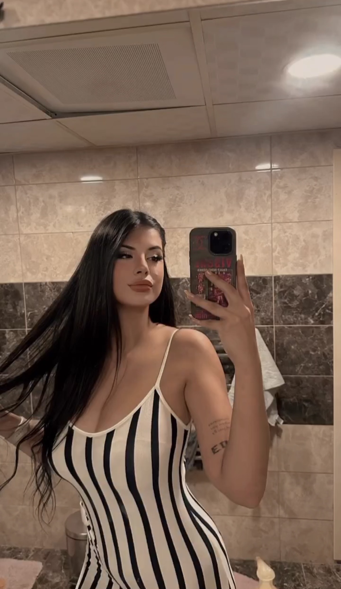 Akçakaya Herşeyi Paylaşacağım Kadın Escort Zümra